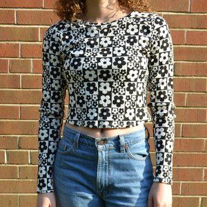 Wild Fable Flower Patterned Long Sleeve